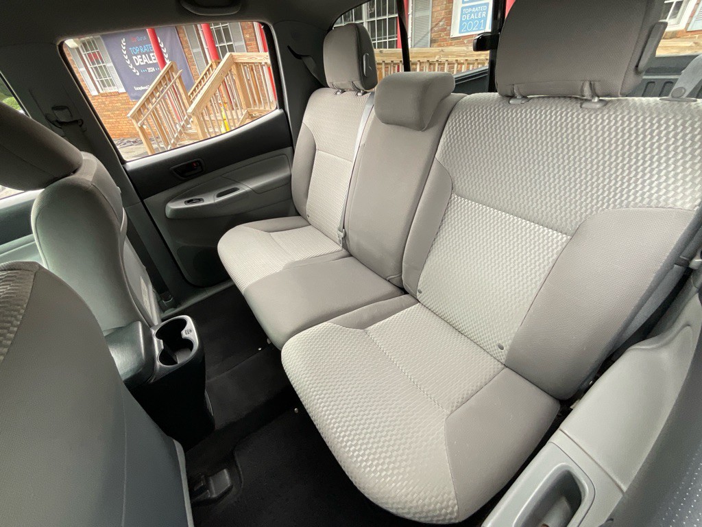 2013 Toyota Tacoma Image 29