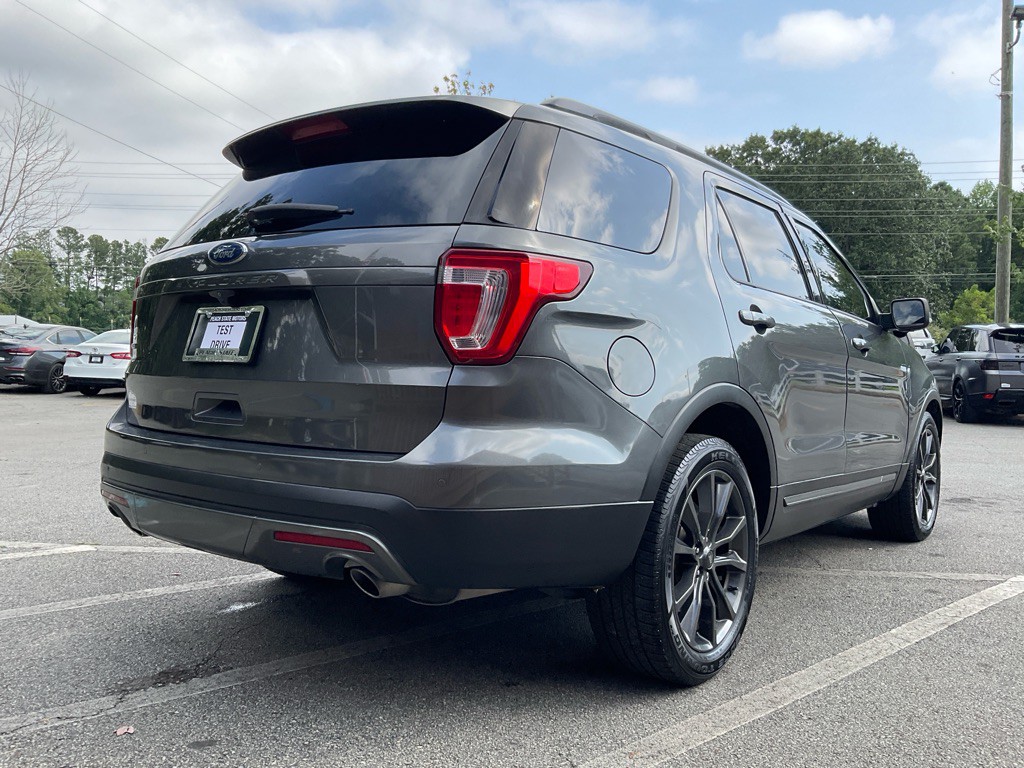 2017 Ford Explorer Image 5