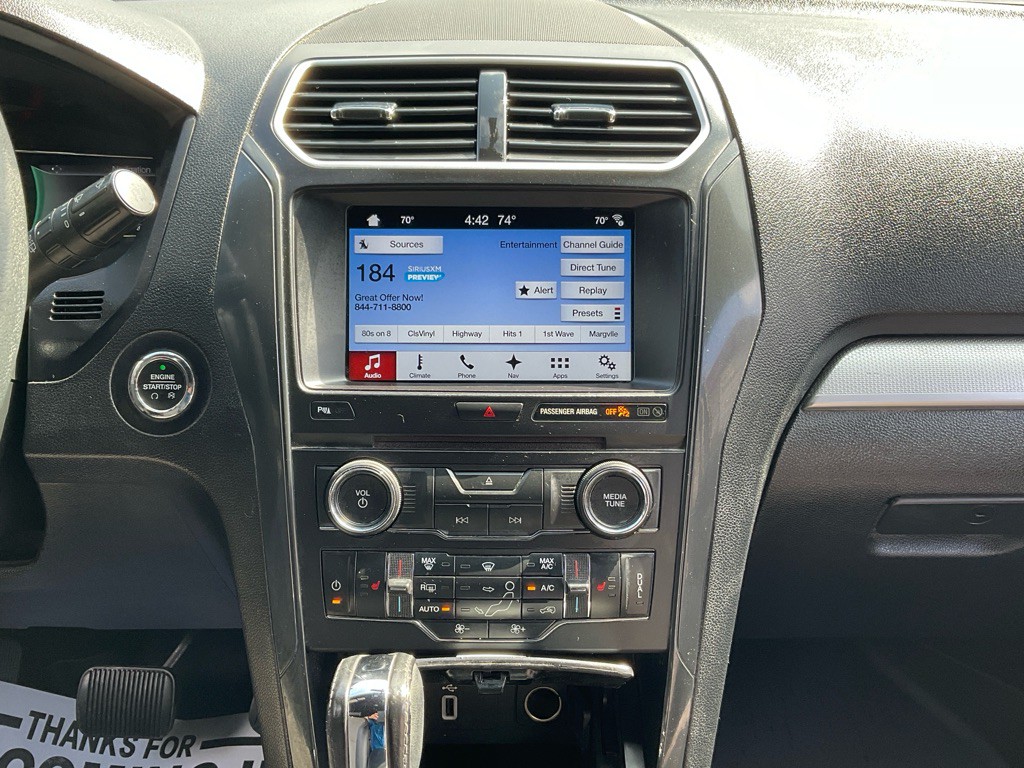 2017 Ford Explorer Image 21