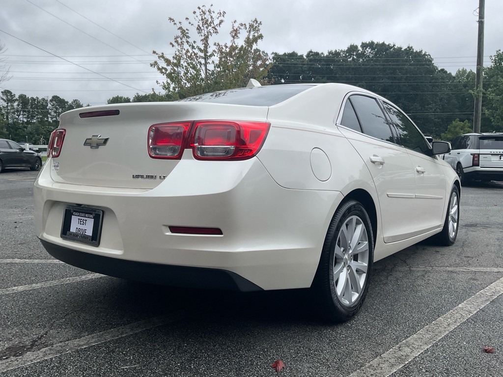 2013 Chevrolet Malibu Image 5