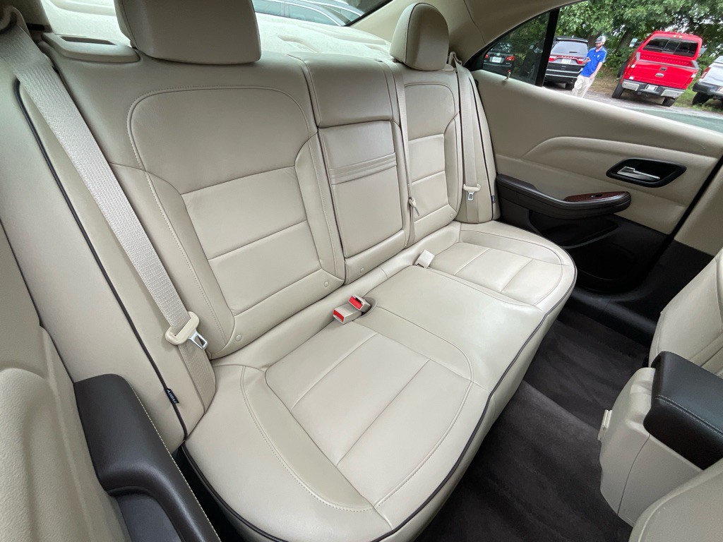 2013 Chevrolet Malibu Image 33