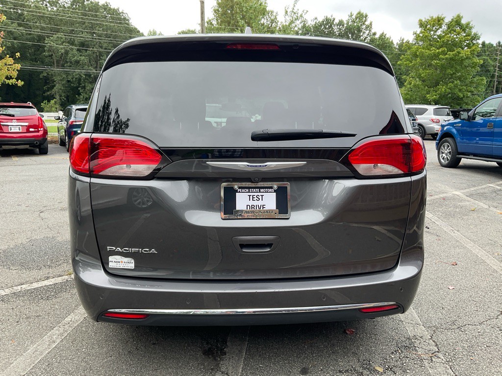 2019 Chrysler Pacifica Image 6