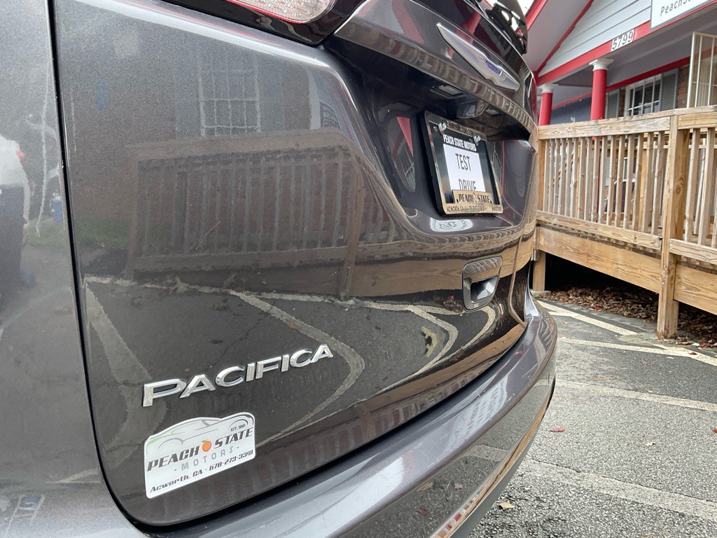 2019 Chrysler Pacifica Image 9