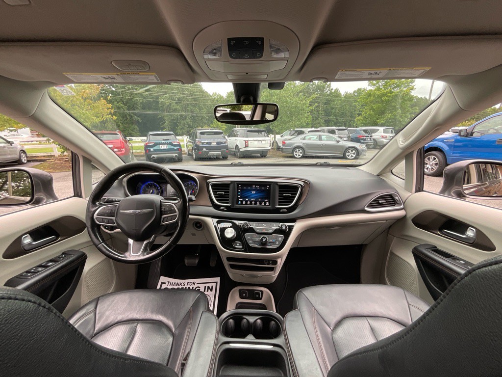 2019 Chrysler Pacifica Image 19