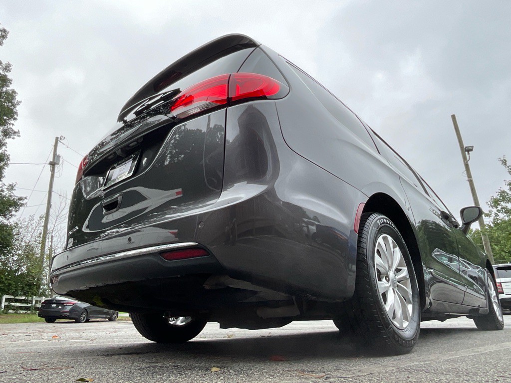 2019 Chrysler Pacifica Image 43