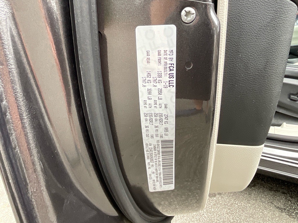 2019 Chrysler Pacifica Image 44