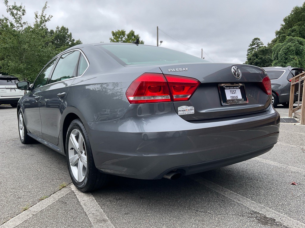 2015 Volkswagen Passat Image 7