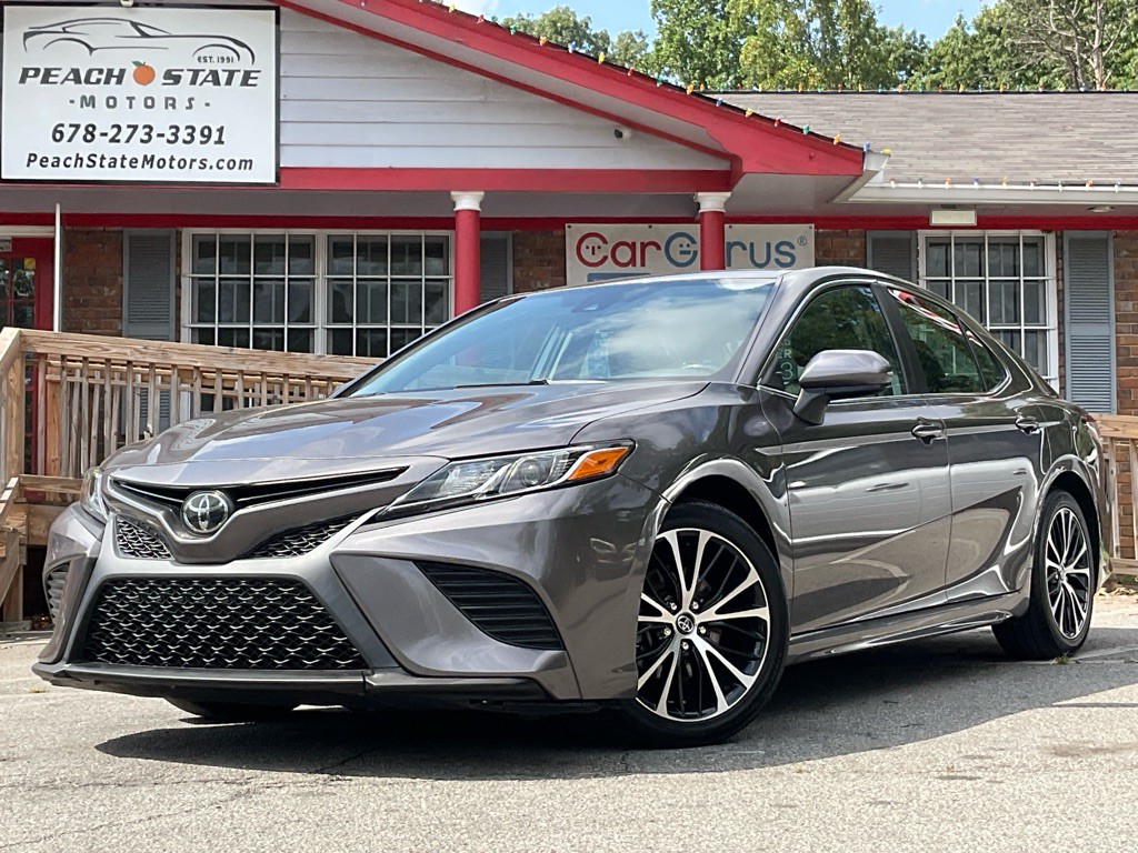 2020 Toyota Camry Image 1