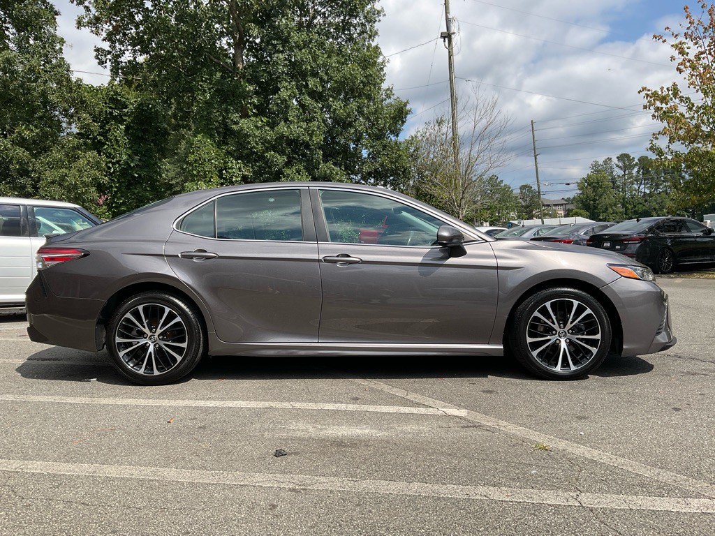 2020 Toyota Camry Image 4