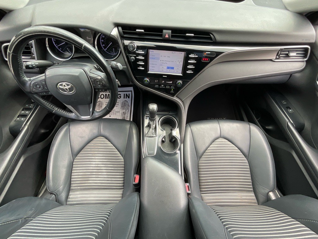 2020 Toyota Camry Image 20