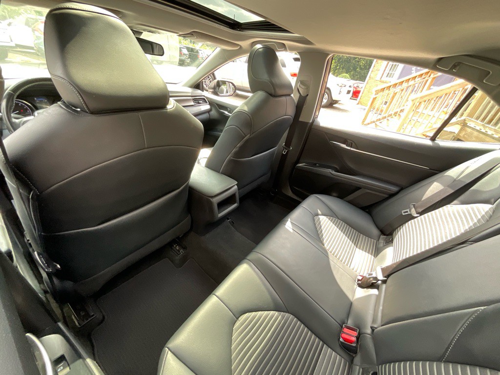 2020 Toyota Camry Image 28