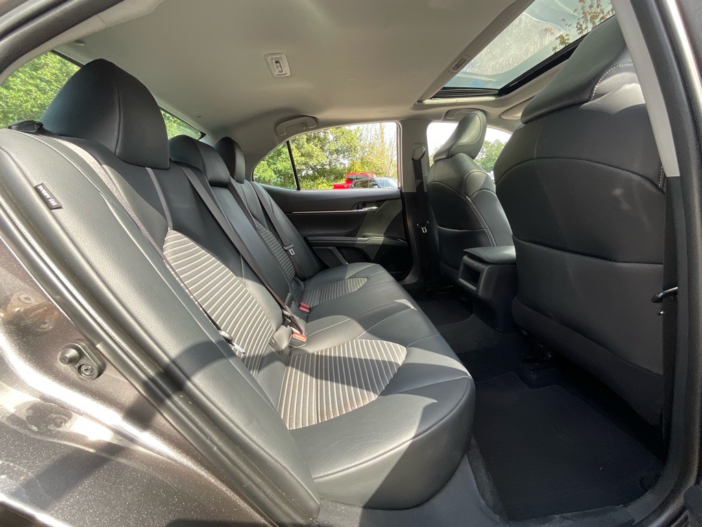 2020 Toyota Camry Image 30