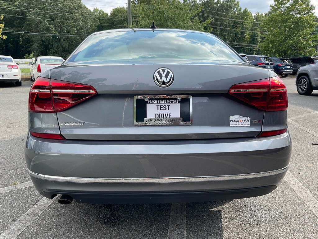 2019 Volkswagen Passat Image 6