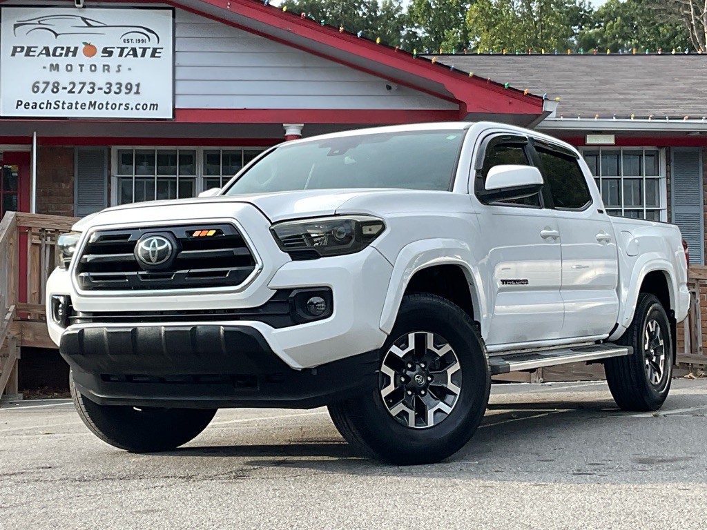 2018 Toyota Tacoma Image 1