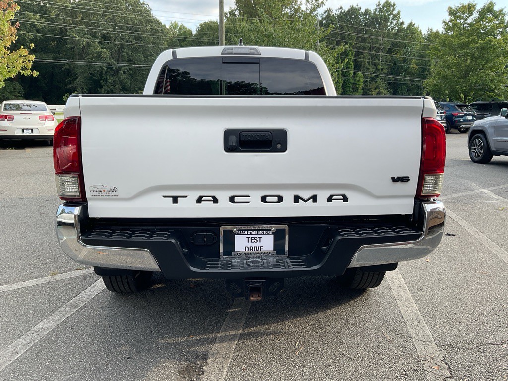 2018 Toyota Tacoma Image 6