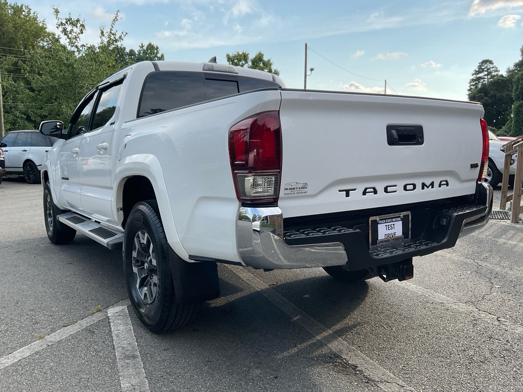 2018 Toyota Tacoma Image 7