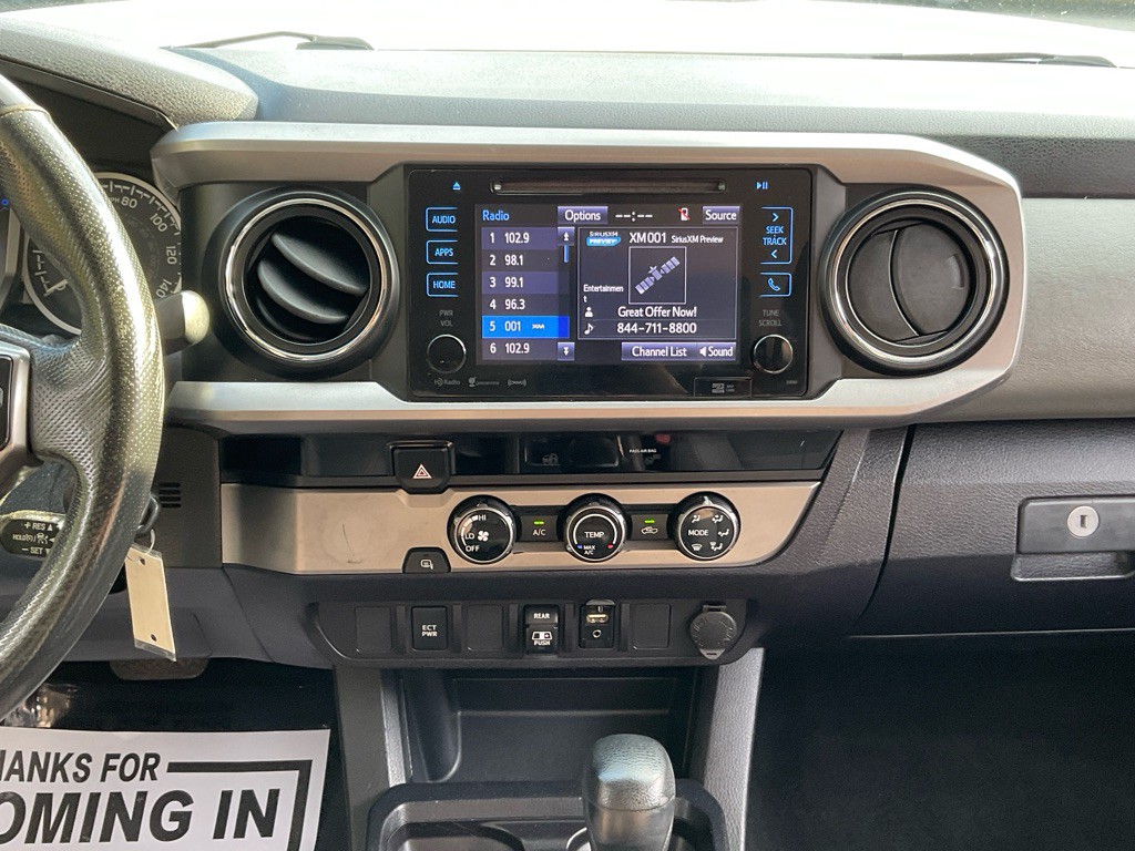 2018 Toyota Tacoma Image 23