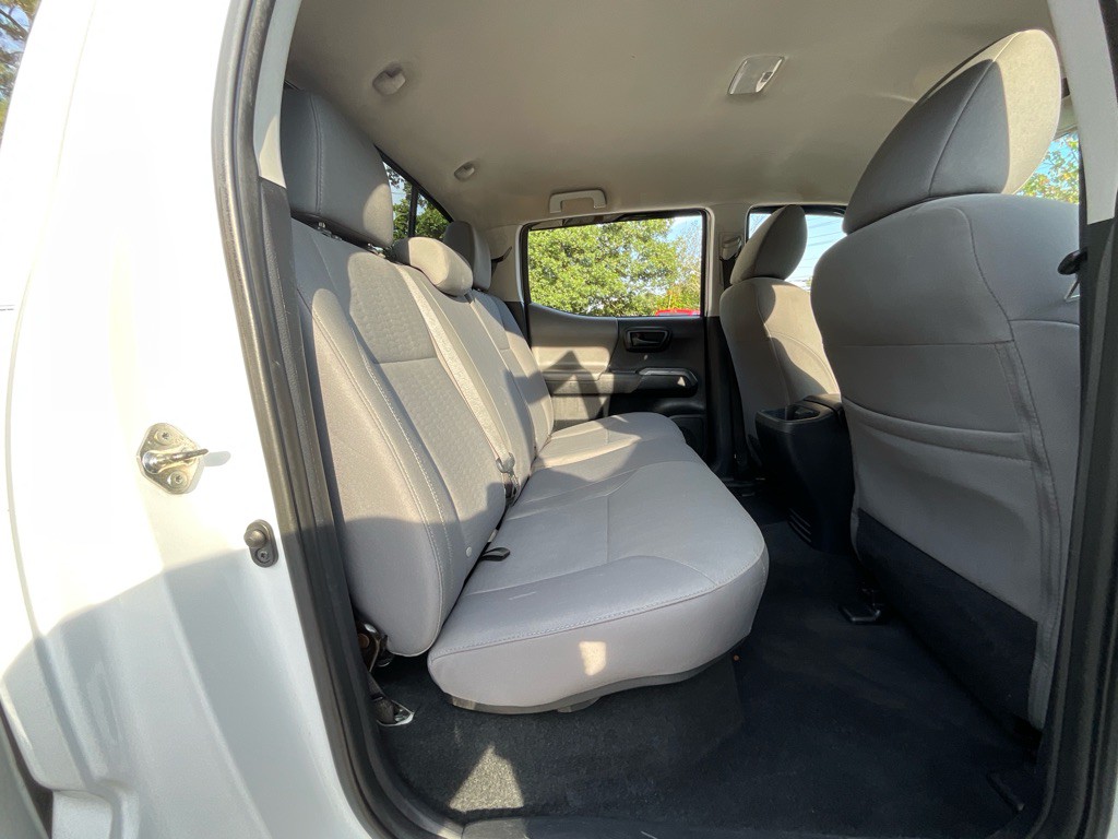 2018 Toyota Tacoma Image 31
