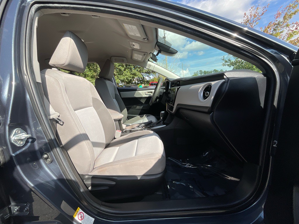 2019 Toyota Corolla Image 17