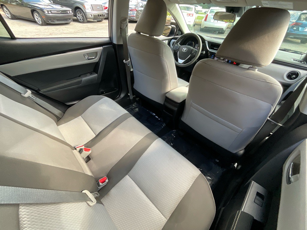 2019 Toyota Corolla Image 31