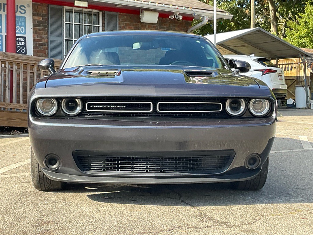 2019 Dodge Challenger Image 2