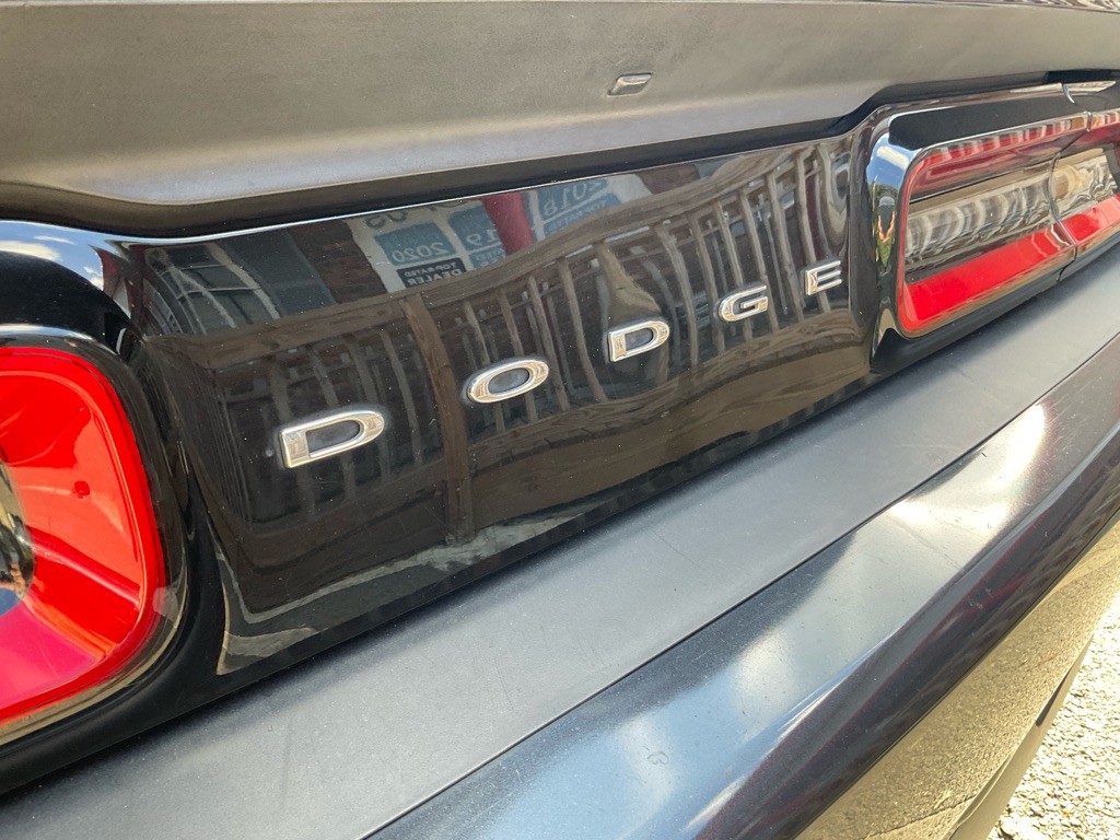 2019 Dodge Challenger Image 9
