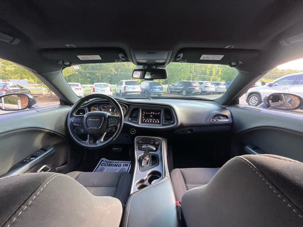 2019 Dodge Challenger Image 19
