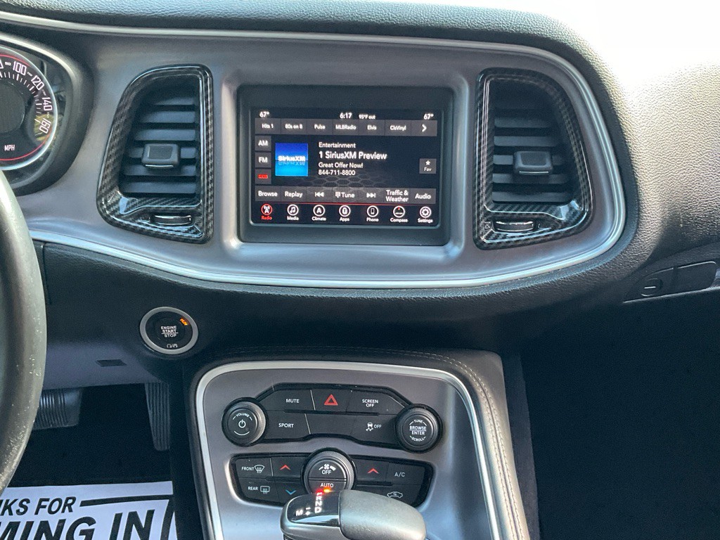 2019 Dodge Challenger Image 21