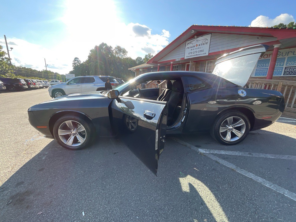 2019 Dodge Challenger Image 30