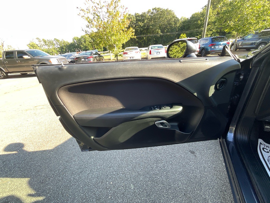 2019 Dodge Challenger Image 32