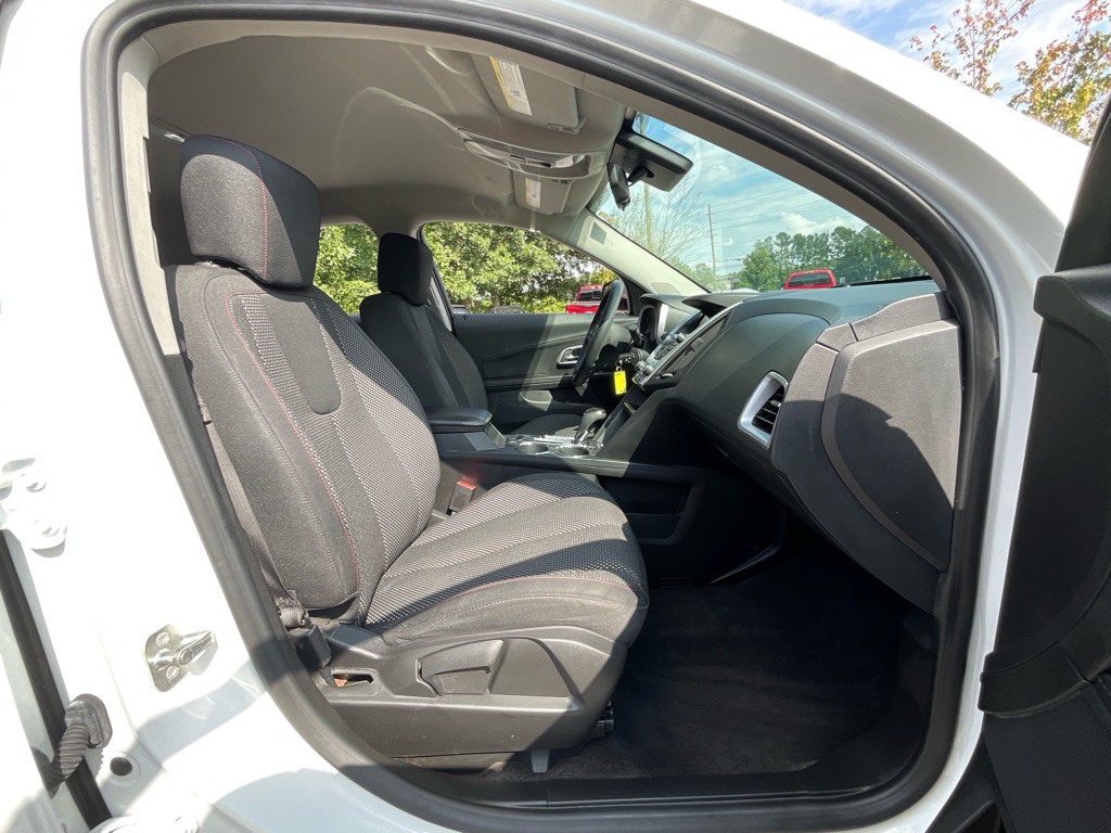 2016 Chevrolet Equinox Image 16
