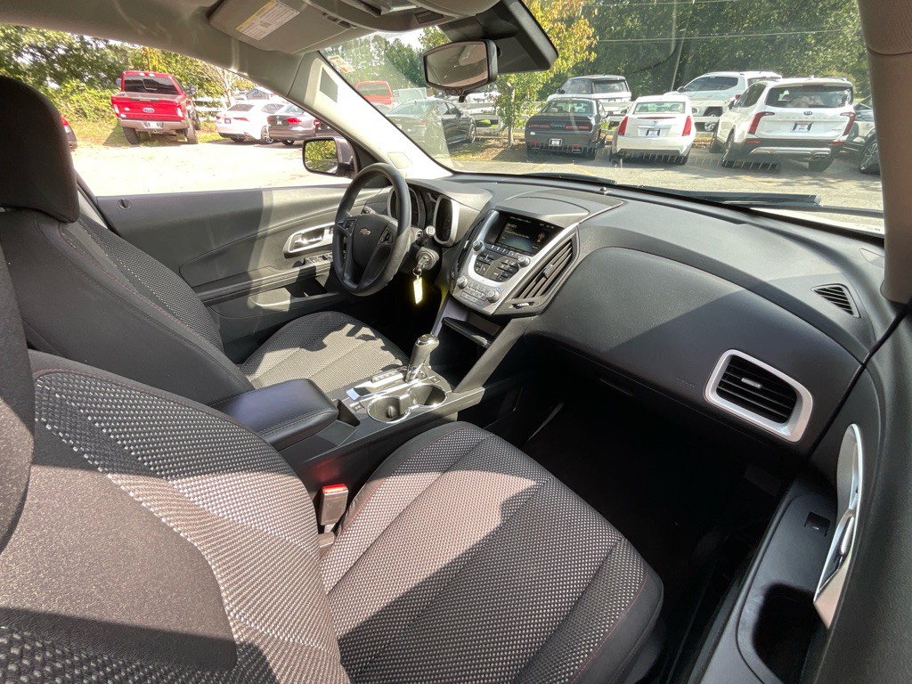 2016 Chevrolet Equinox Image 17