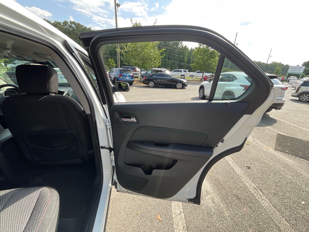 2016 Chevrolet Equinox Image 40