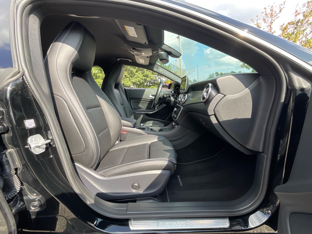 2017 Mercedes-Benz CLA-Class Image 16