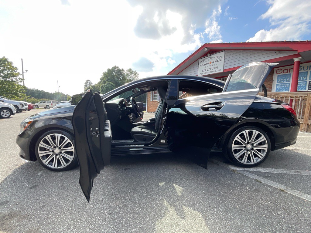 2017 Mercedes-Benz CLA-Class Image 36