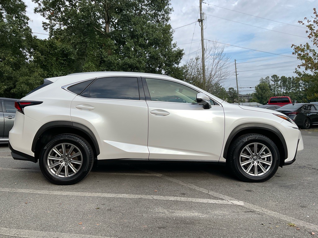 2018 Lexus NX 300 Image 4