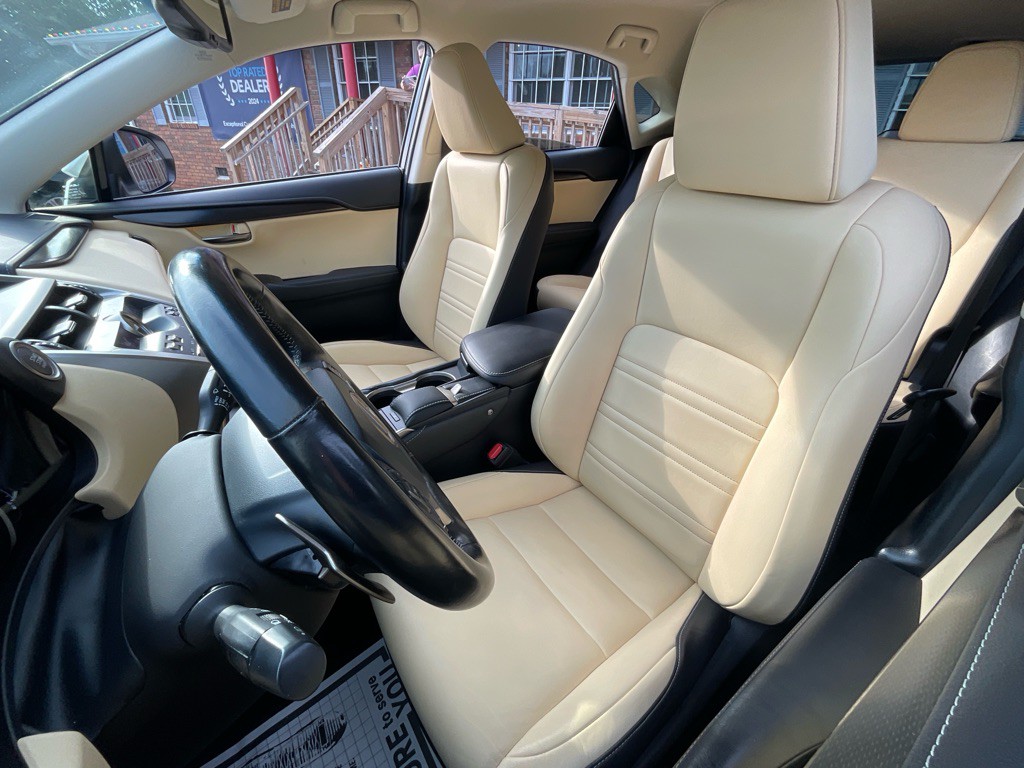 2018 Lexus NX 300 Image 15