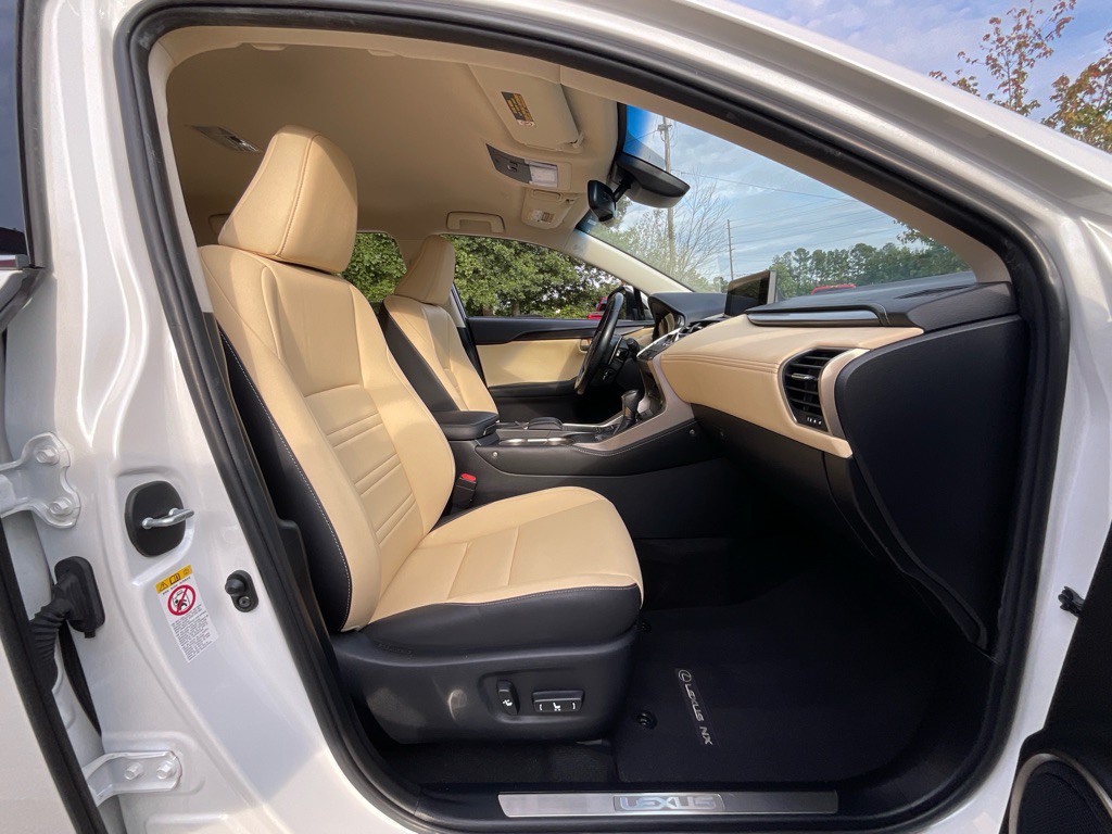 2018 Lexus NX 300 Image 16