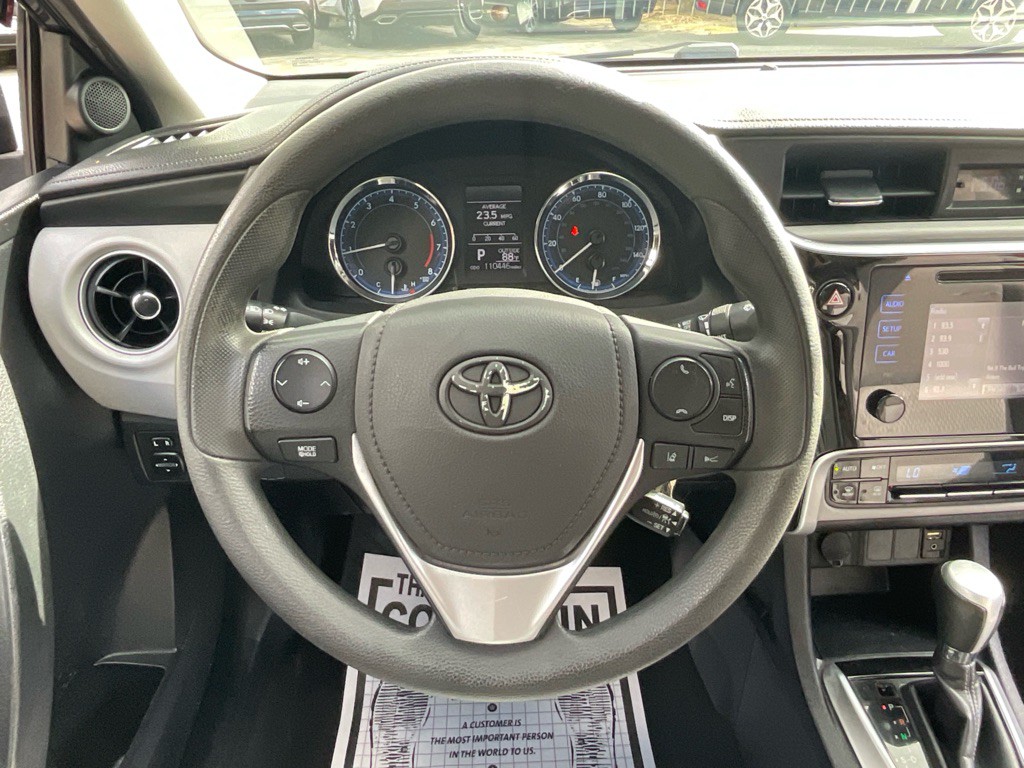 2017 Toyota Corolla Image 23