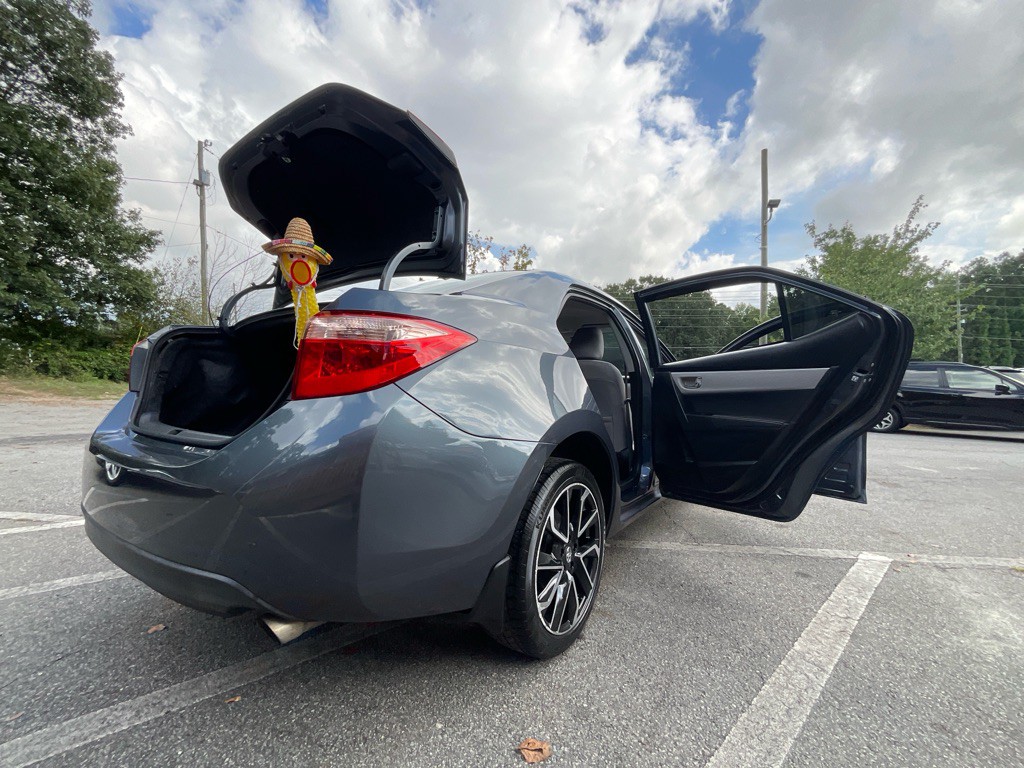 2017 Toyota Corolla Image 34
