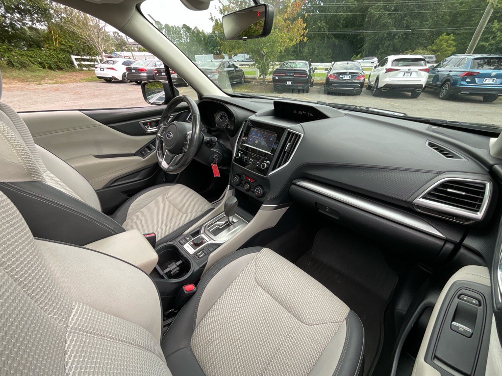 2019 Subaru Forester Image 18