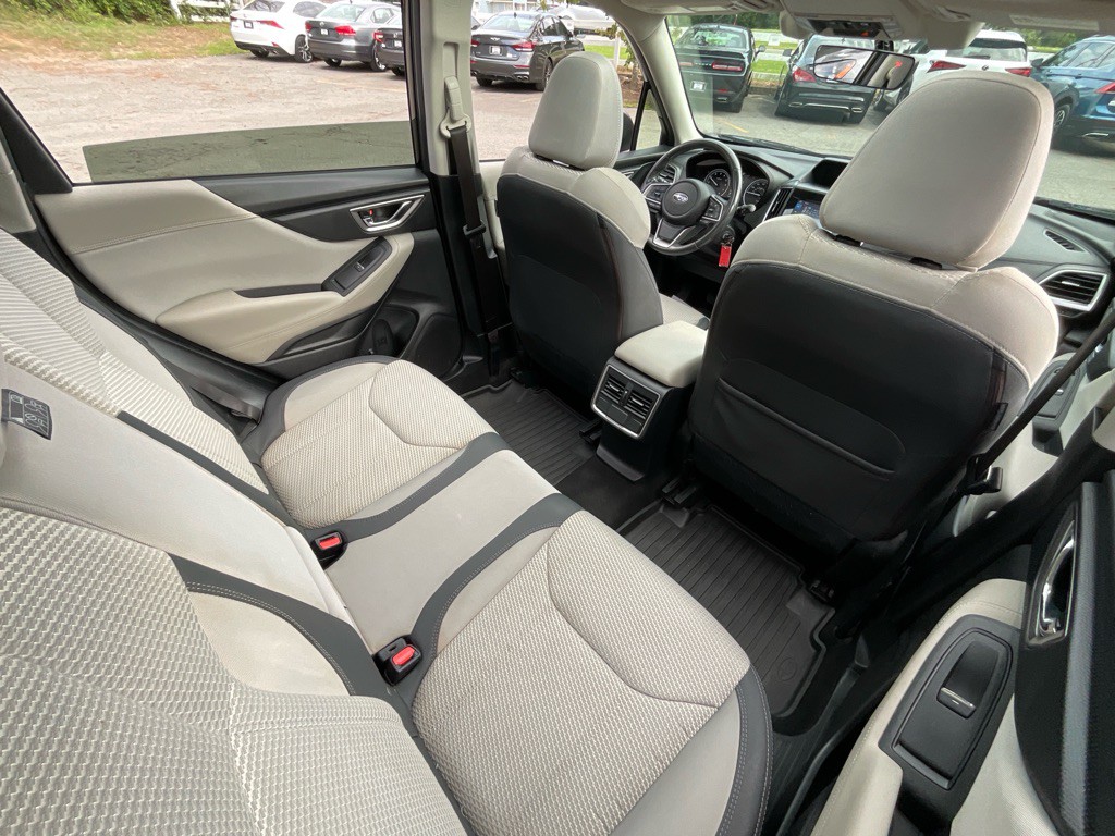 2019 Subaru Forester Image 32