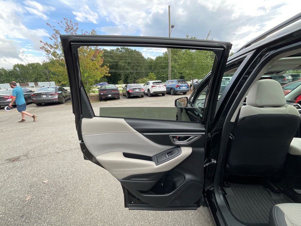2019 Subaru Forester Image 42