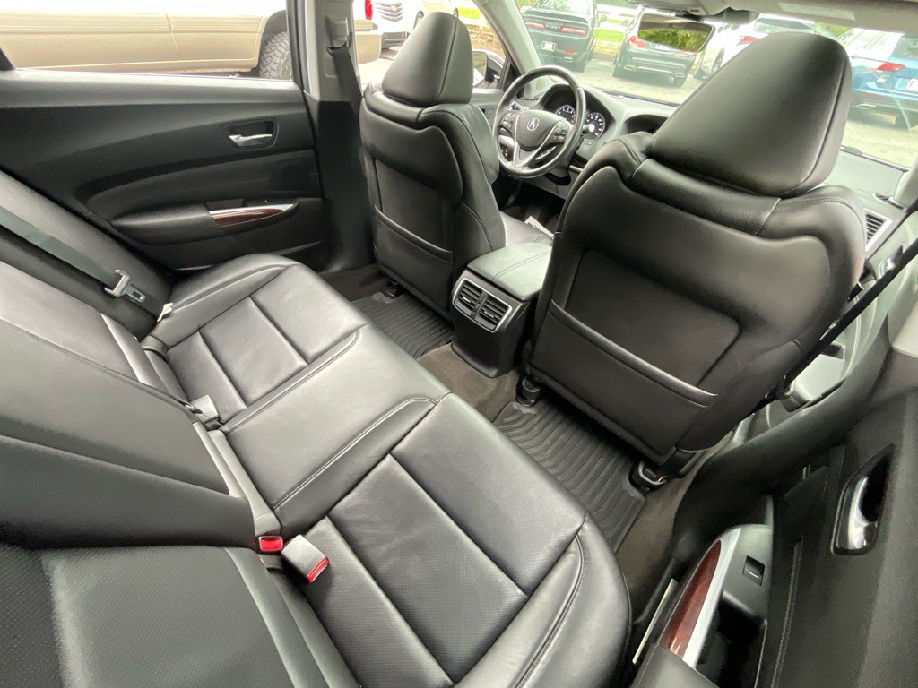2015 Acura TL Image 32