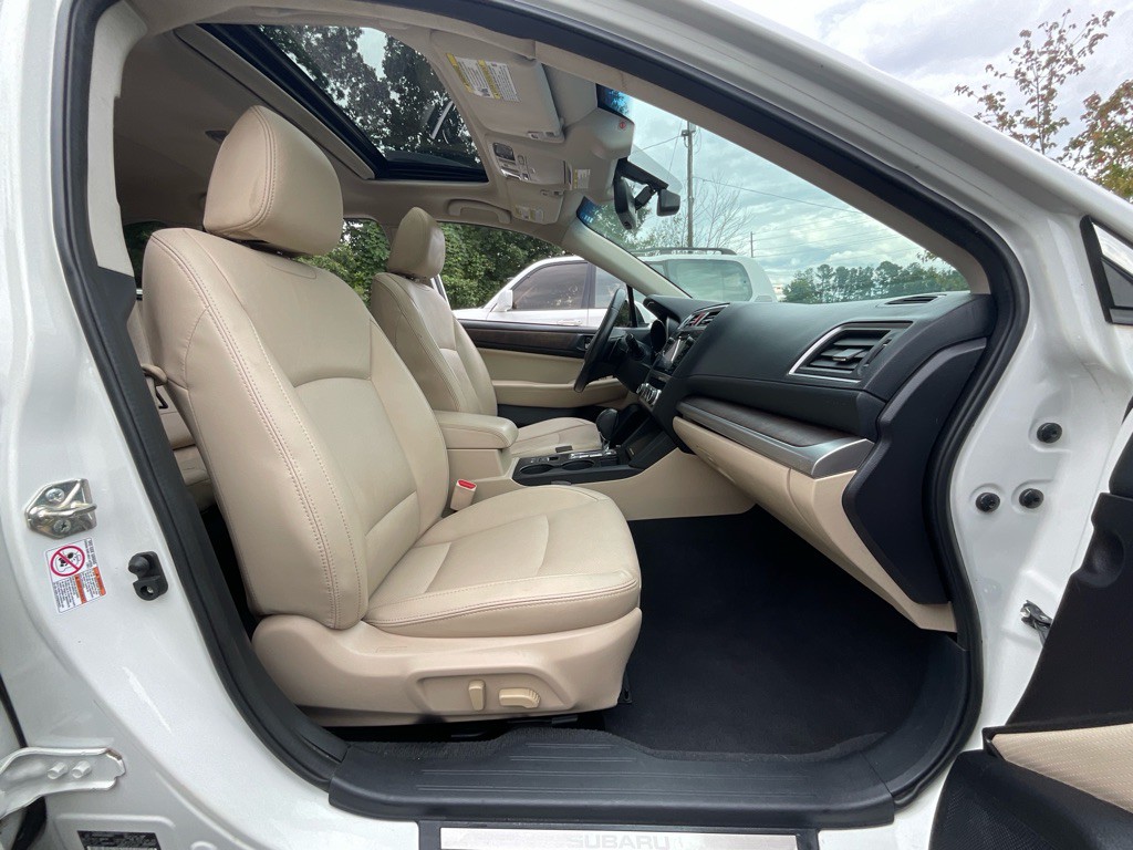 2017 Subaru Outback Image 18