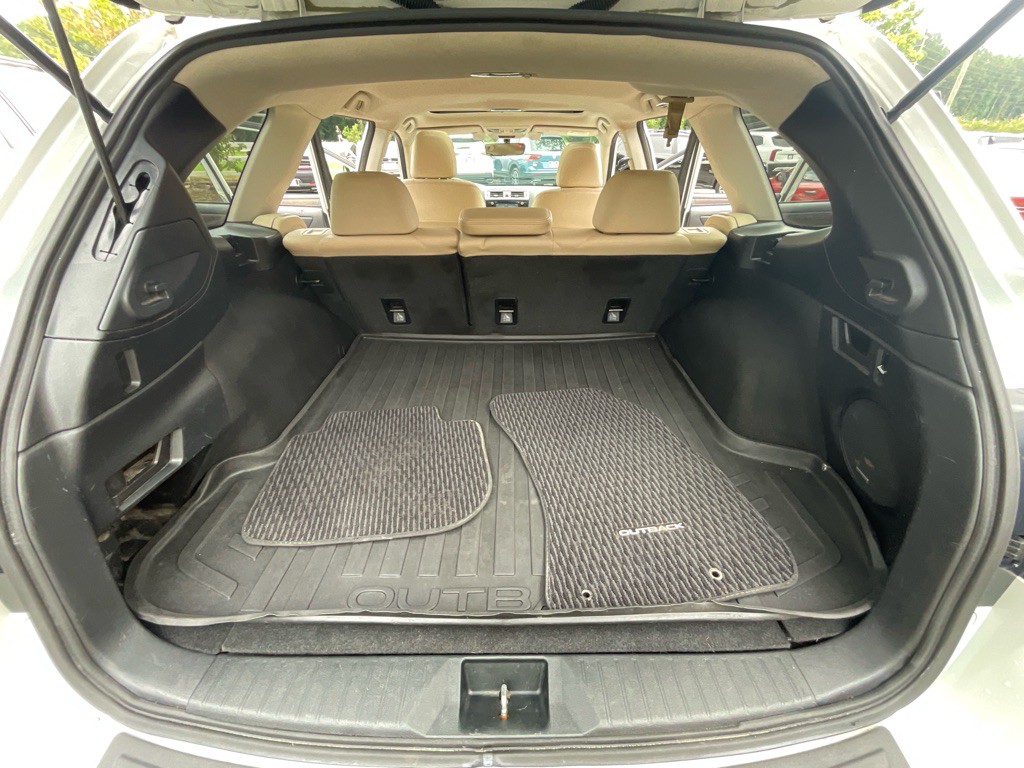 2017 Subaru Outback Image 39