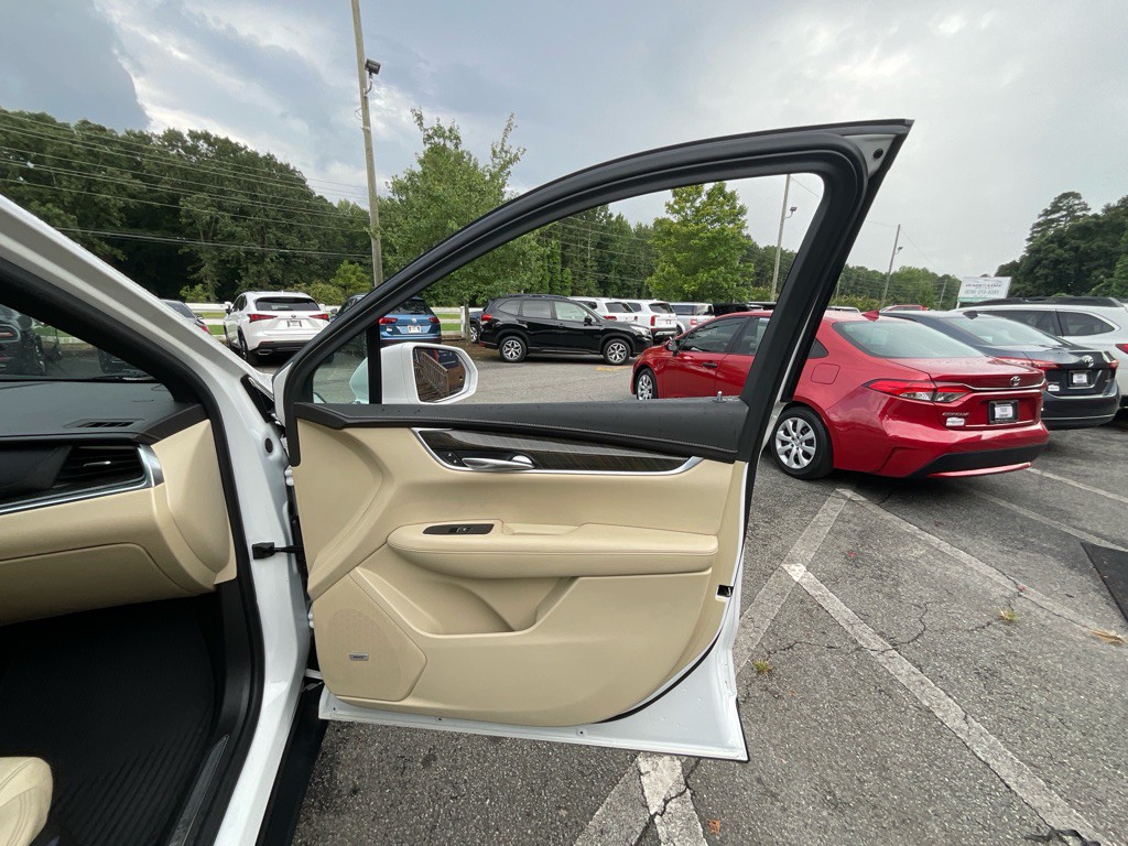 2017 Cadillac XT5 Image 45