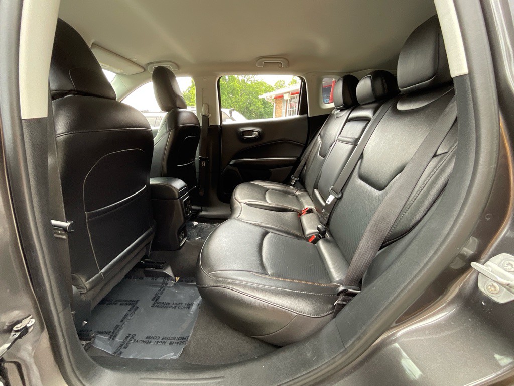 2020 Jeep Compass Image 28