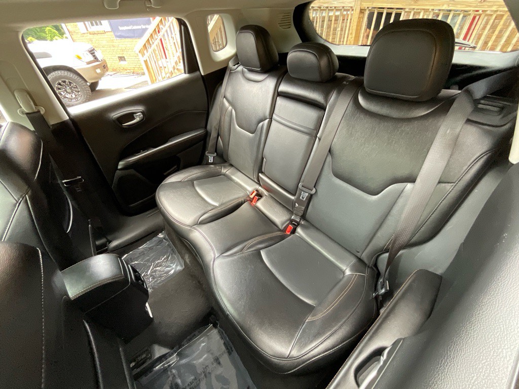 2020 Jeep Compass Image 30