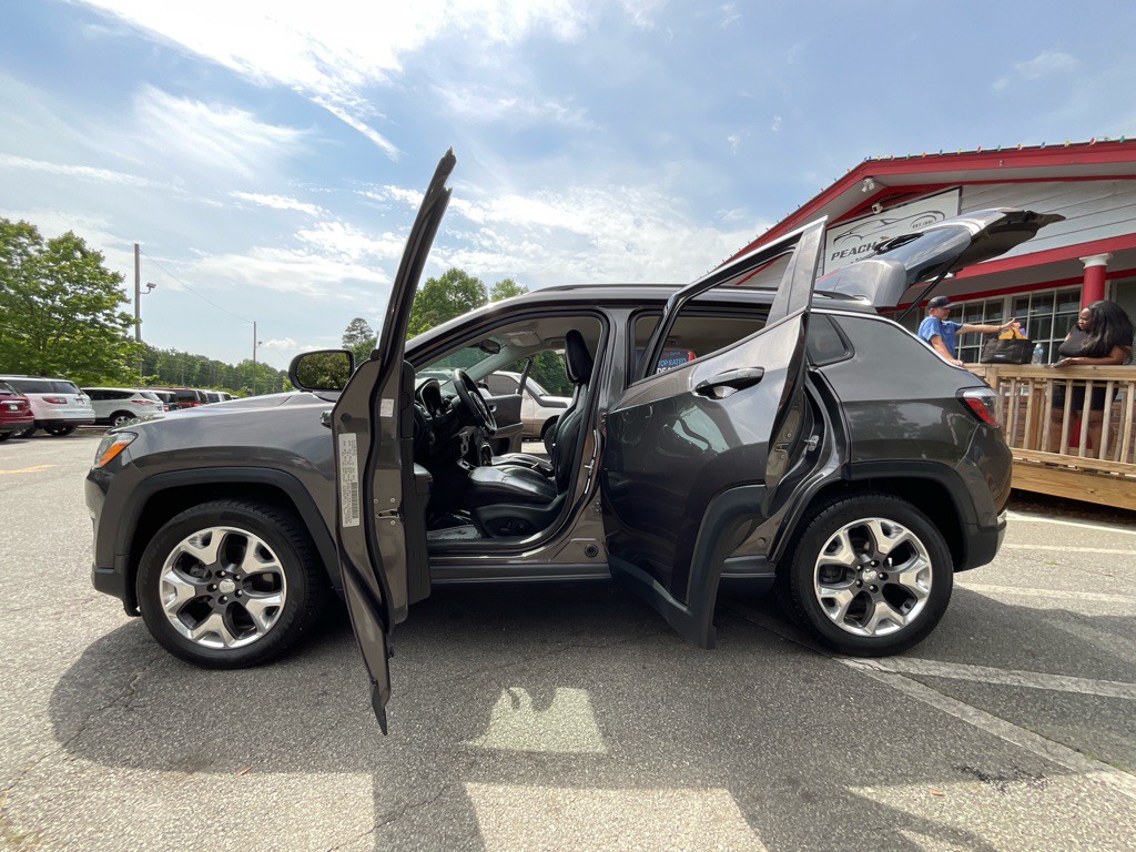 2020 Jeep Compass Image 37